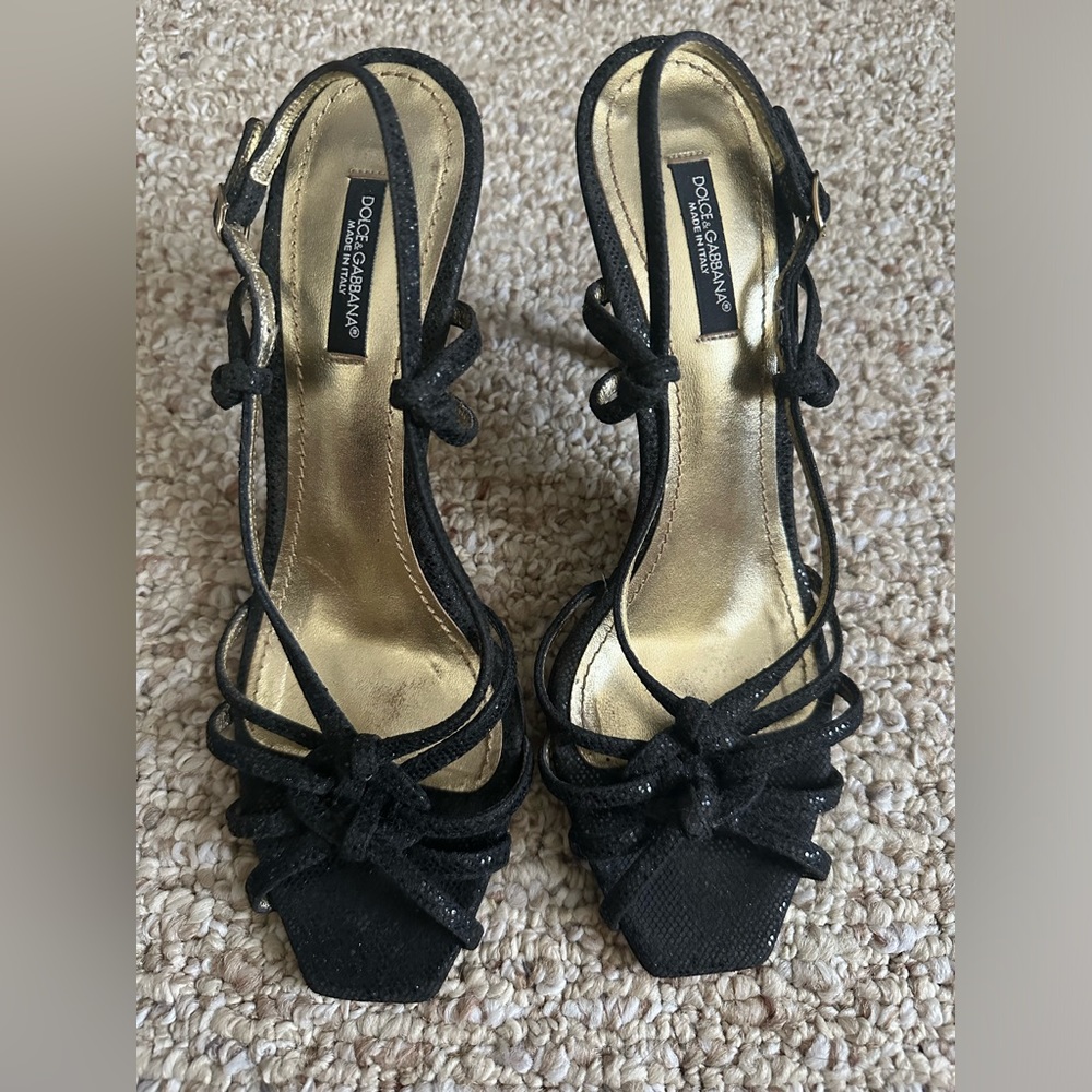 Dolce and Gabbana black heels